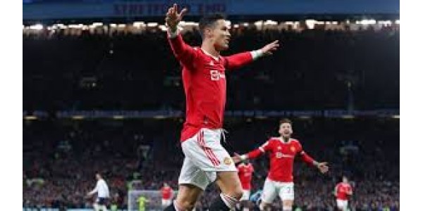 CRISTIANO RONALDO e Lionel Messi affrontano situazioni completamente diverse